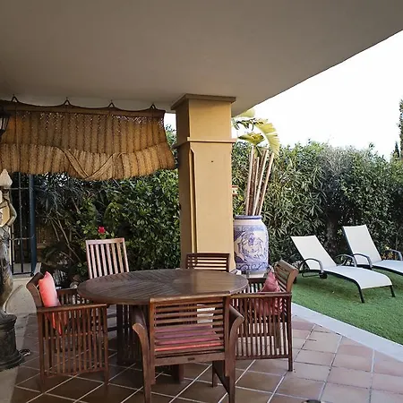 Santa Clara Golf Villa Marbella